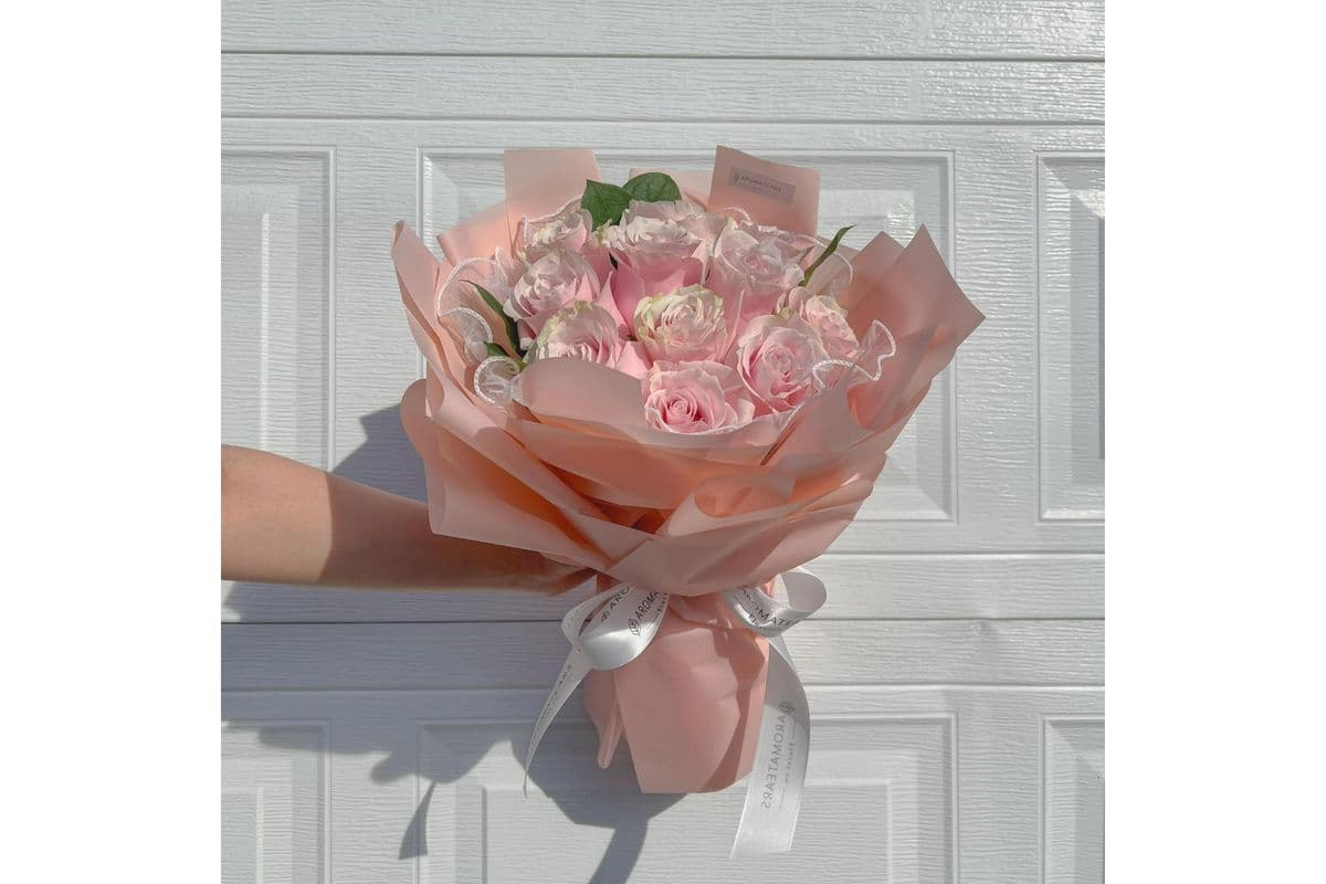 Classic Pink Roses Round Bouquet