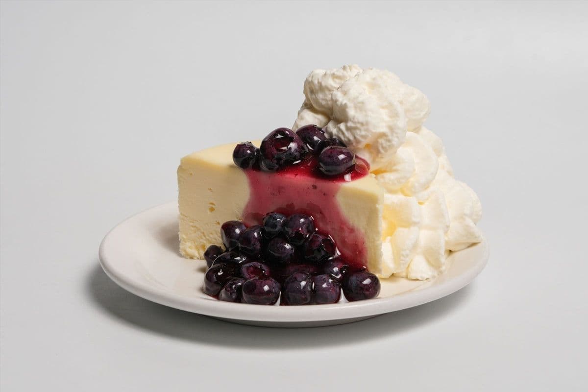 Original Cheesecake with Blueberry Topping