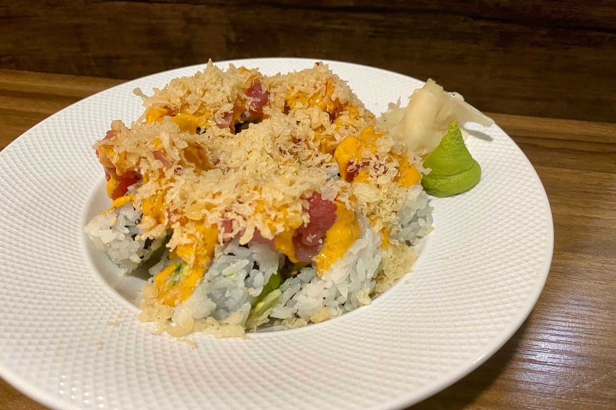 Tuna Volcano Roll