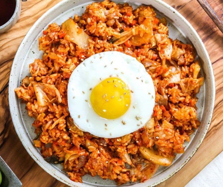 28. Kimchi bokkeumbap