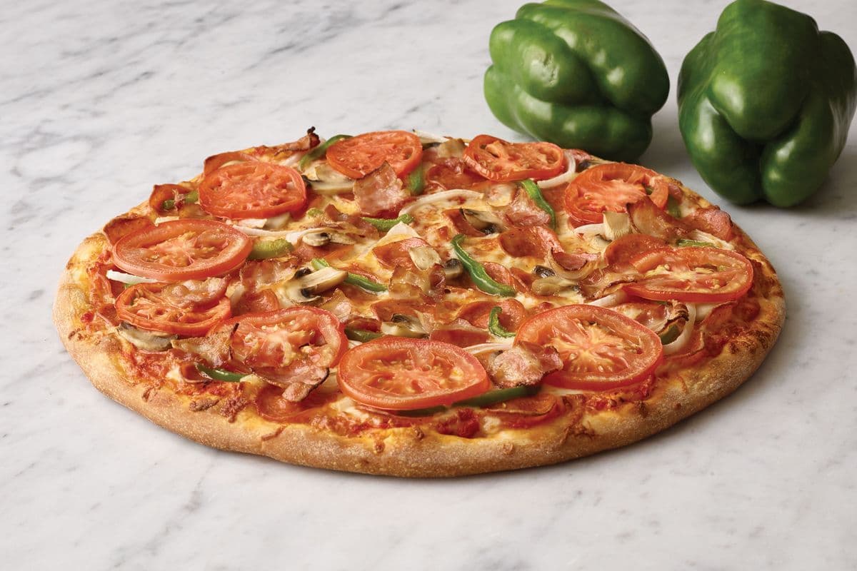 Small Deluxe Pizza