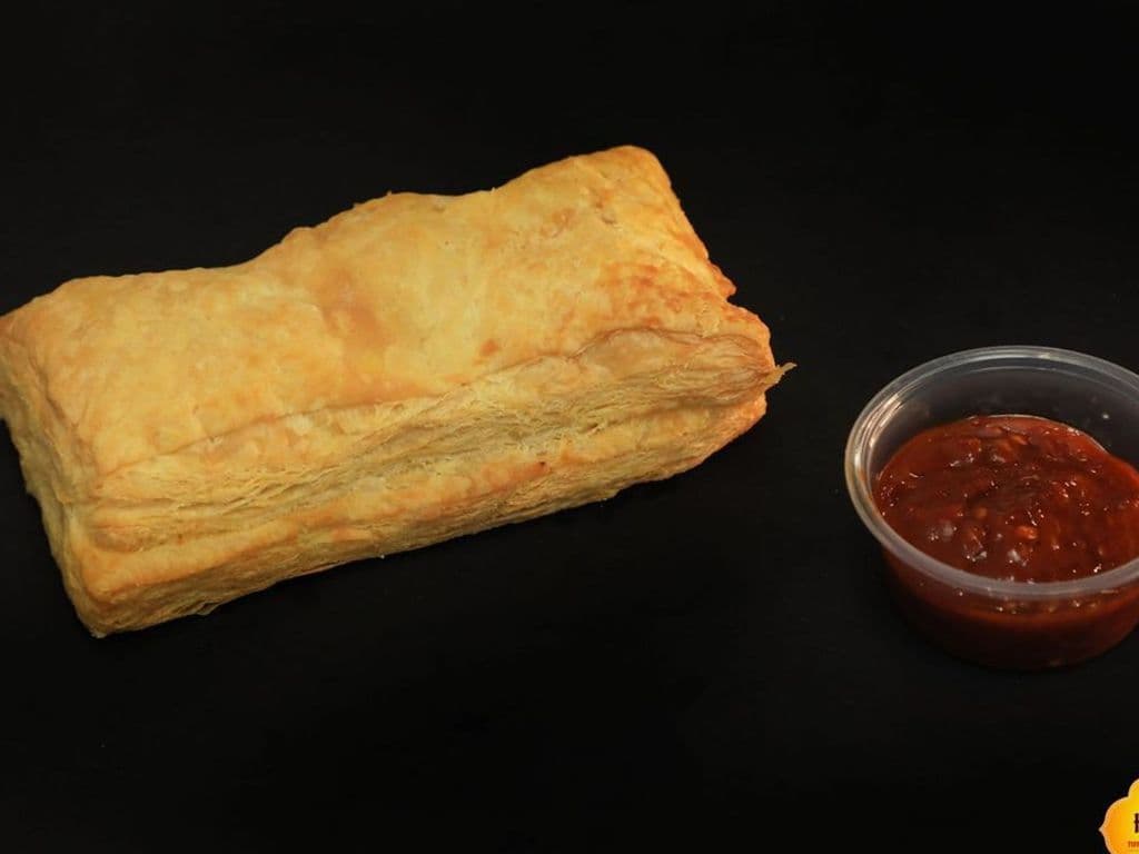 Chicken Puff / Bouffée de Poulet