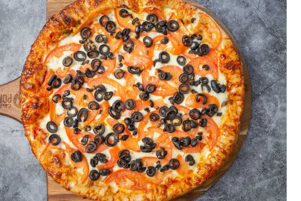 17" X-Large Greek Pizza