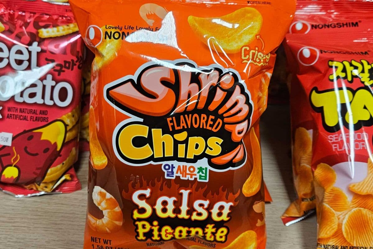 NONGSHIM Salsa Flavoured Shrimp Chips