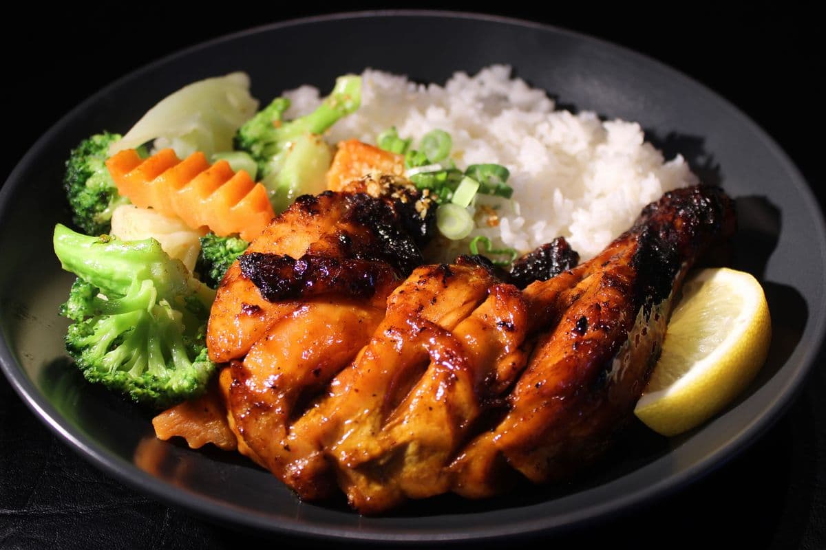 Chicken Bbq thigh rice and Mix Veg