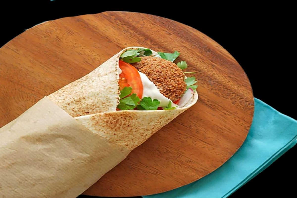 Sandwich classique falafel / Falafel Classic Sandwich