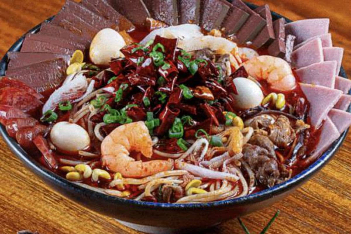 Duck Blood with Chili Sauce Rice Noodle