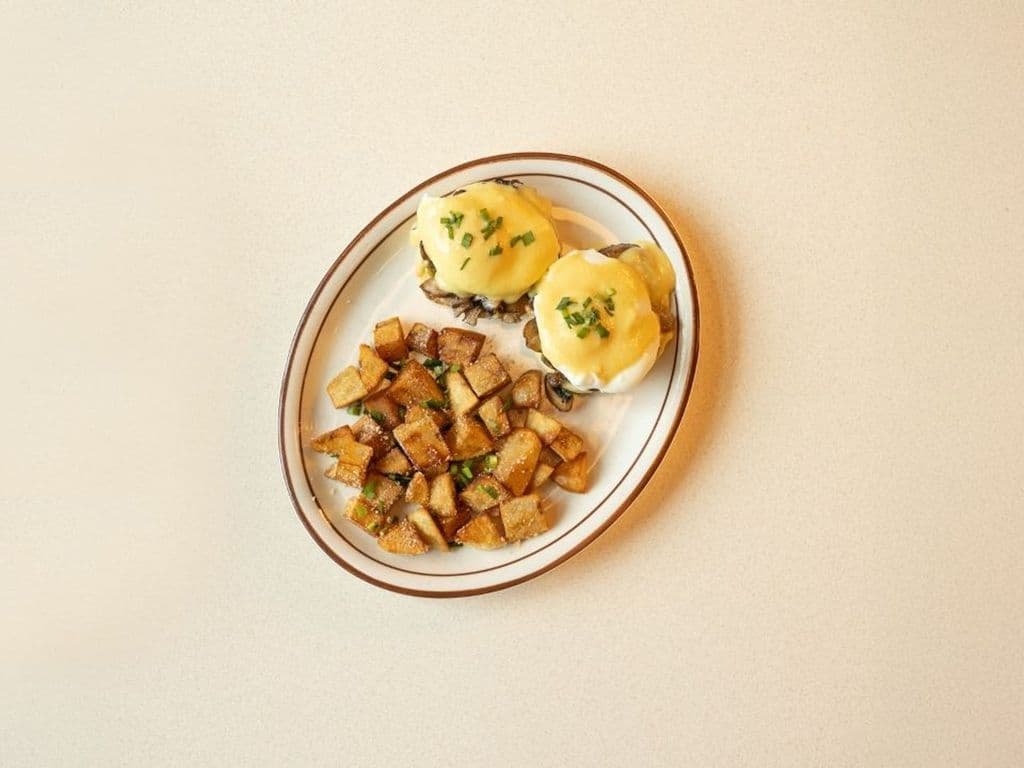 Creamed Leek & Mushroom Benny