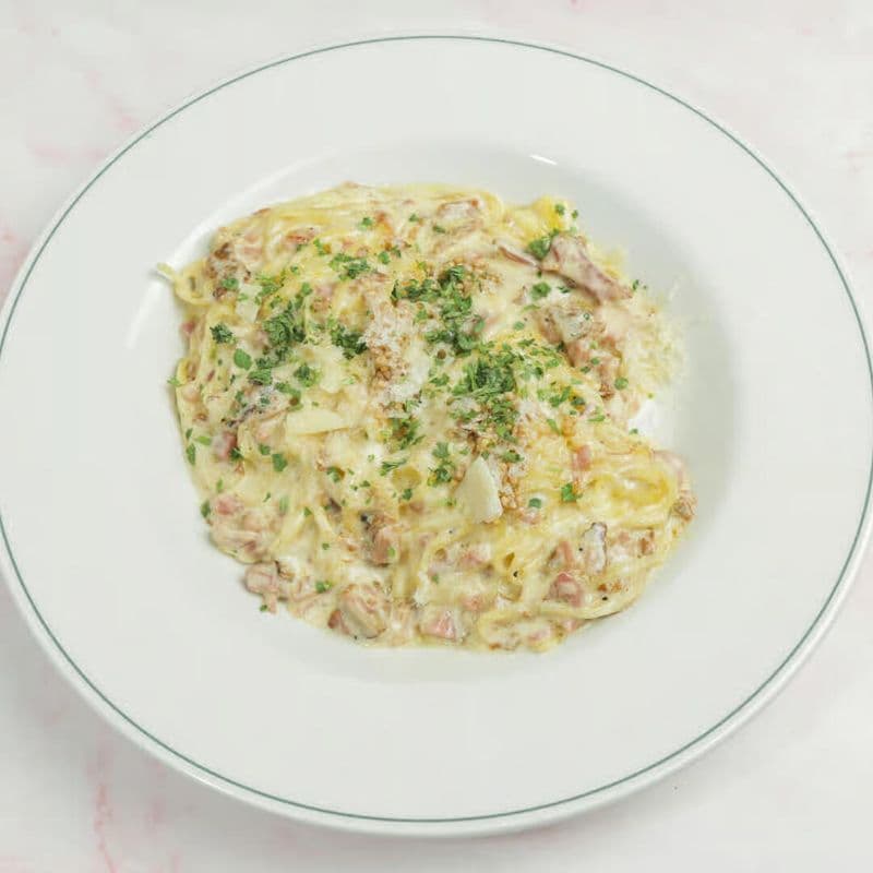 Linguinis carbonara à la viande fumée