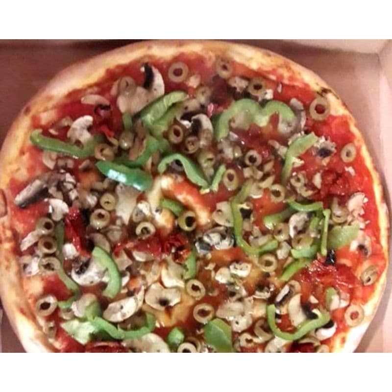 Napolitana-Cheeseless Pizza
