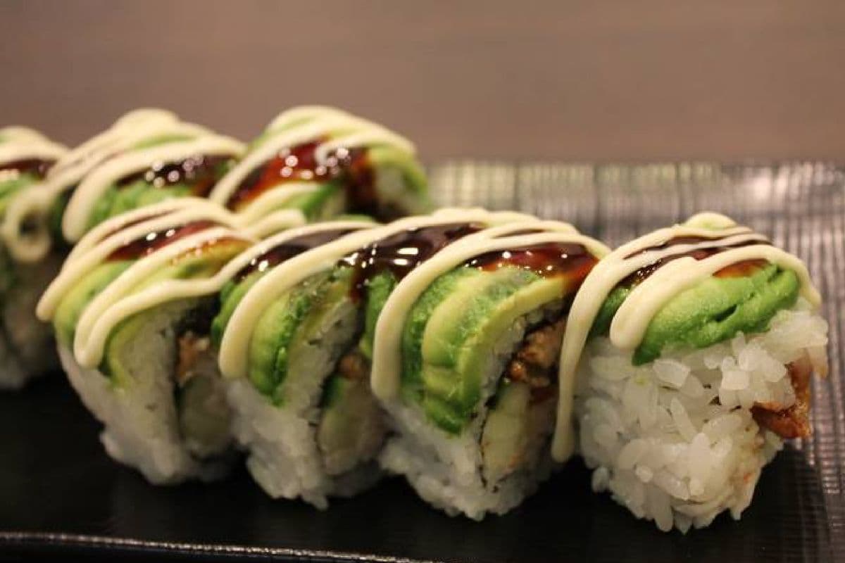 Caterpillar Roll (8 pcs)