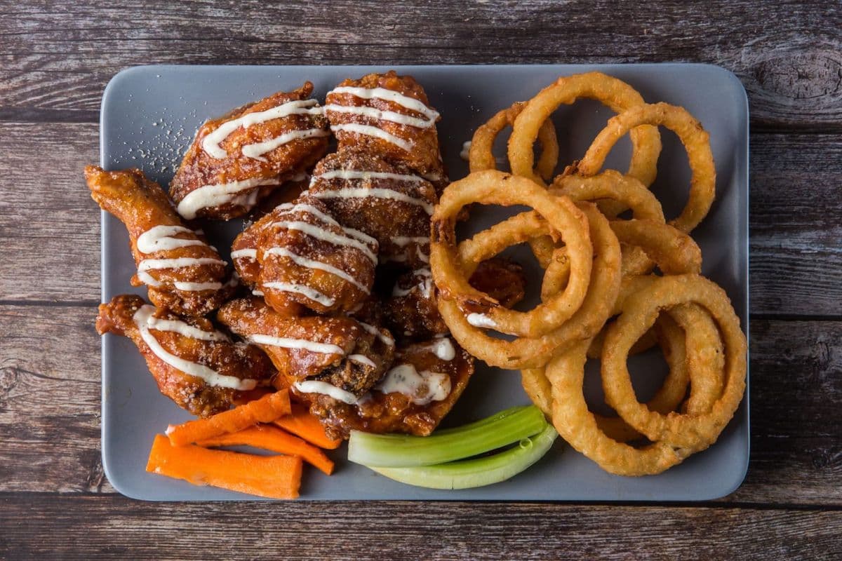 1 Lb Wings