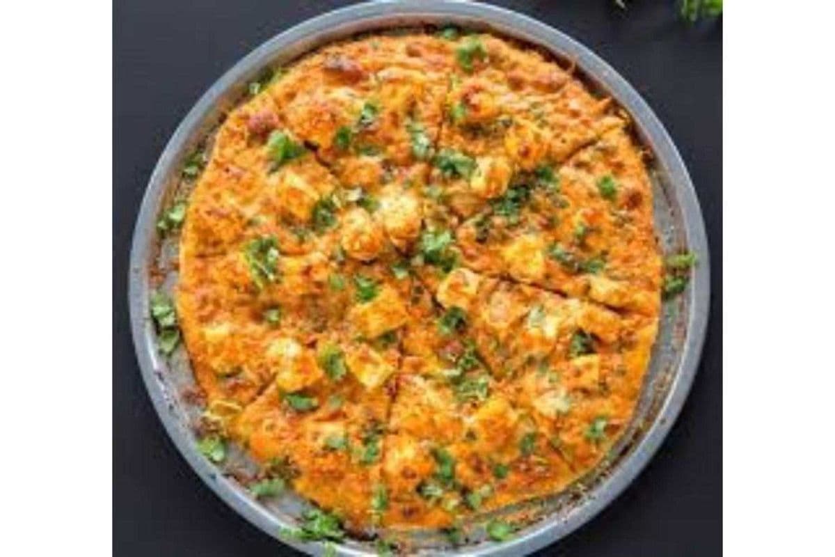 Butter Paneer Pizza