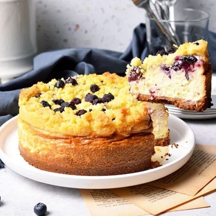 Whole Blueberry Cheesecake 9"