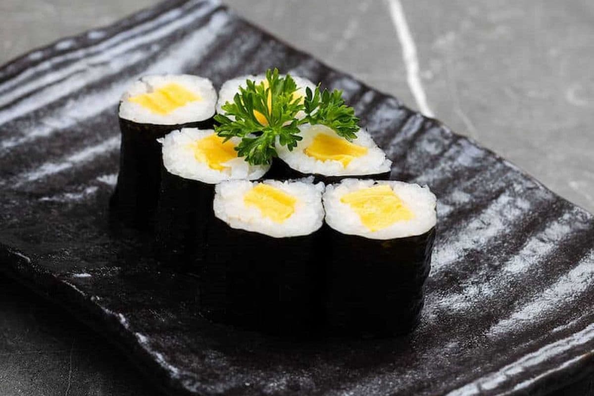 Tamago Roll - Maki Sushi