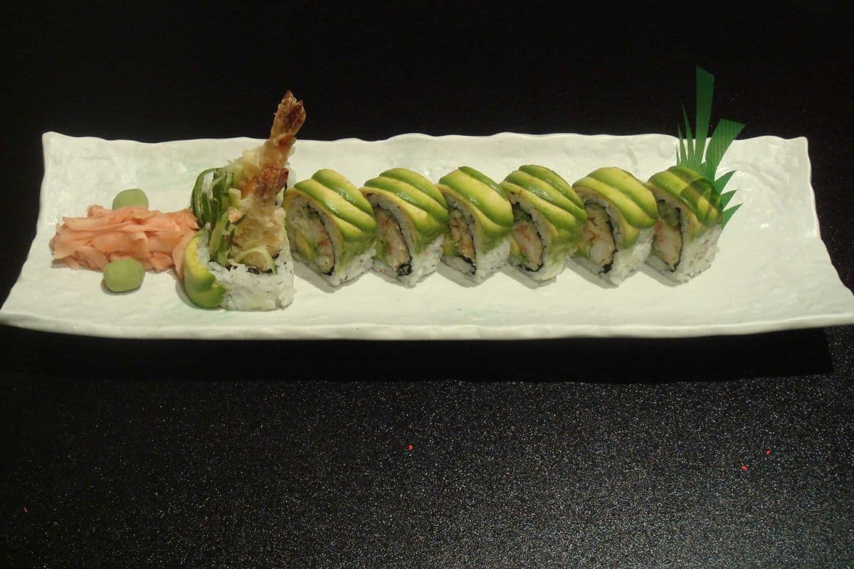S9) Green Dragon Roll 10pcs