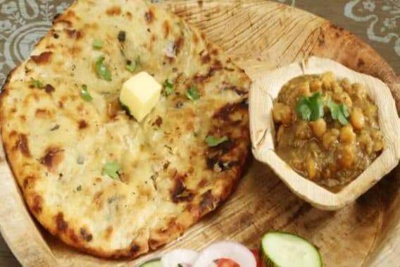 Mix Kulcha and Chana
