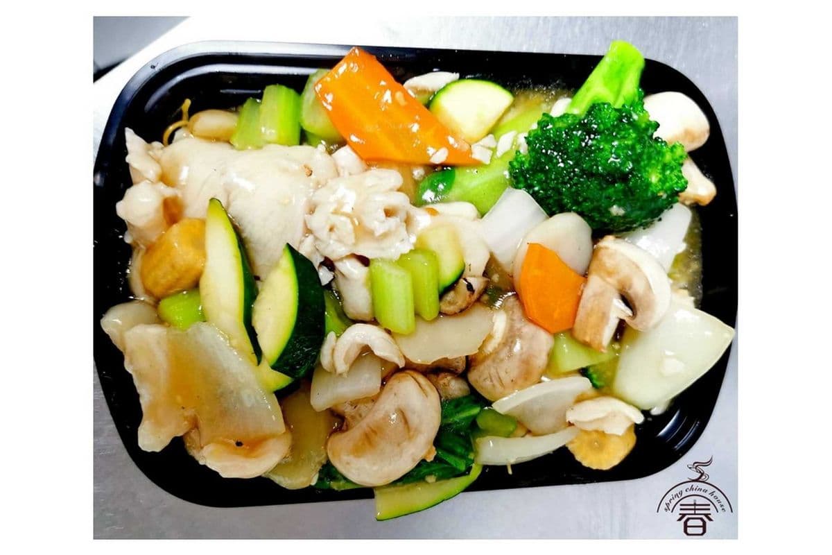 125. Chicken Fried Noodles or Lo Mein