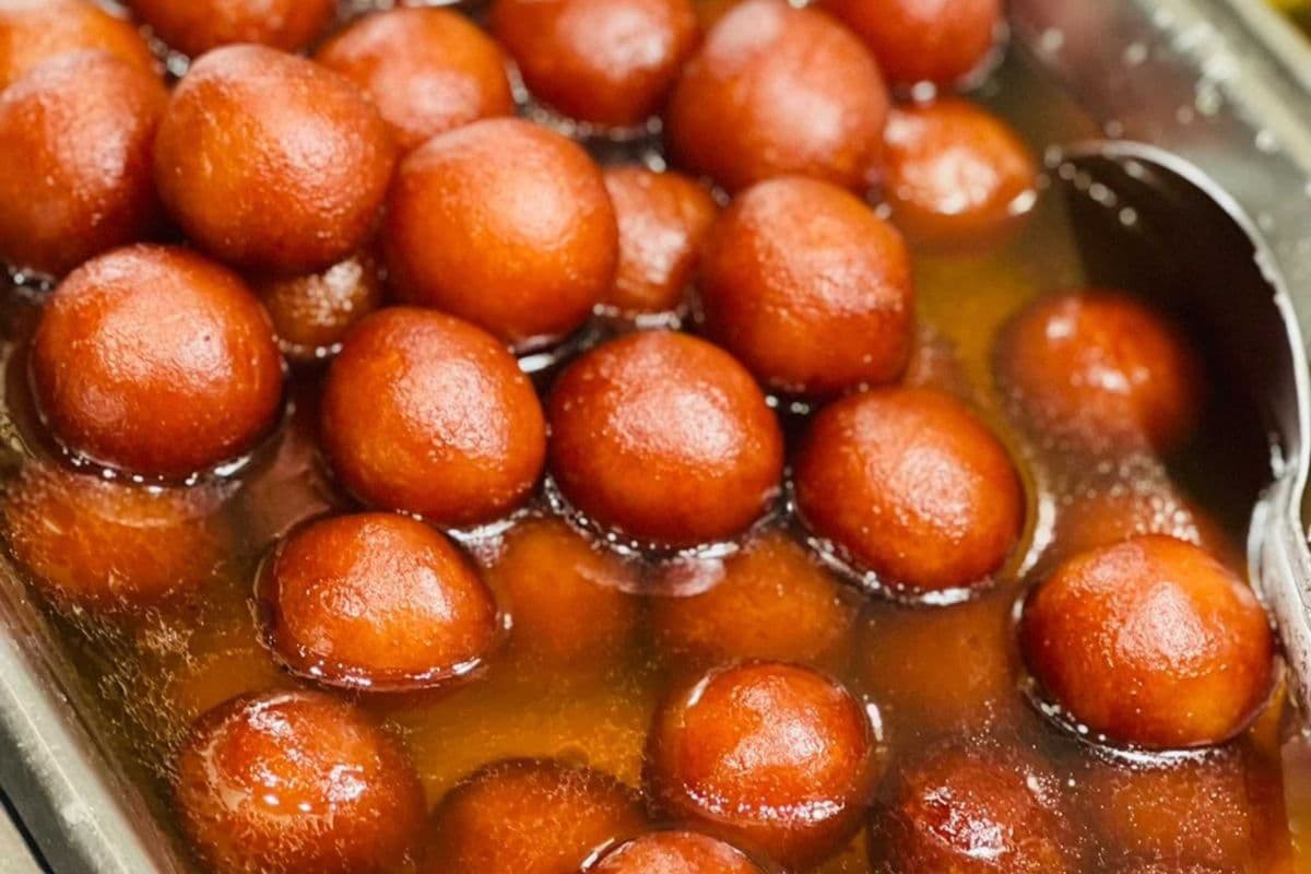 Gulab Jamun (1 pc)