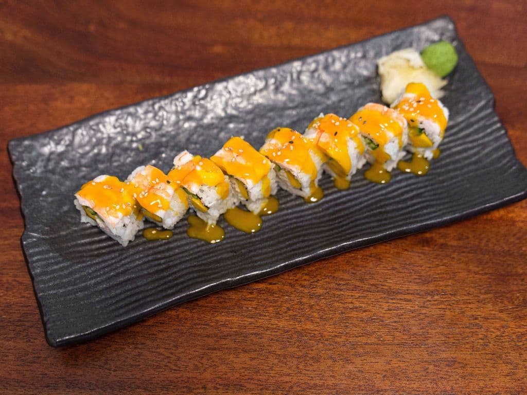 Mango Ebi Roll (8Pcs)