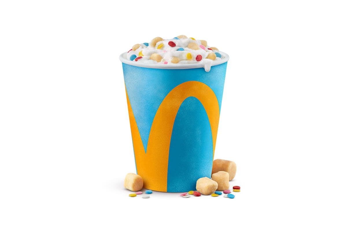 Confetti Cookie Dough McFlurry [390.0 Cals]