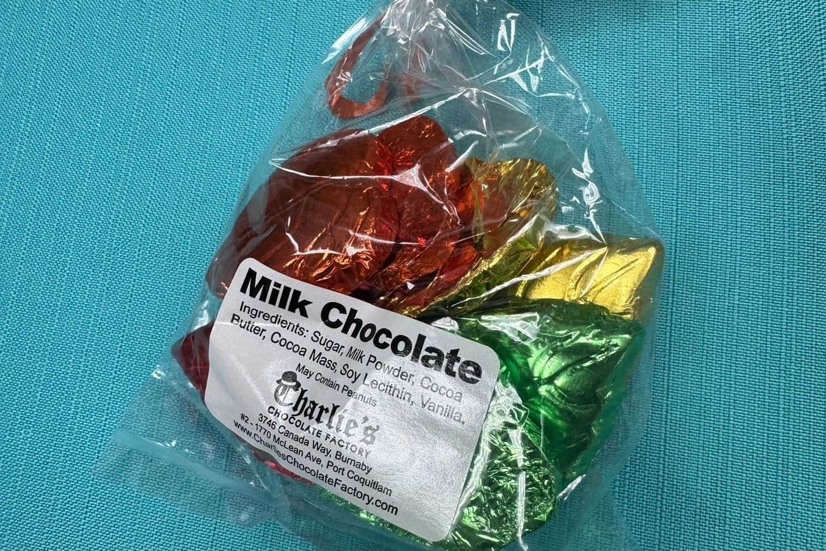 Milk Chocolate Leaves