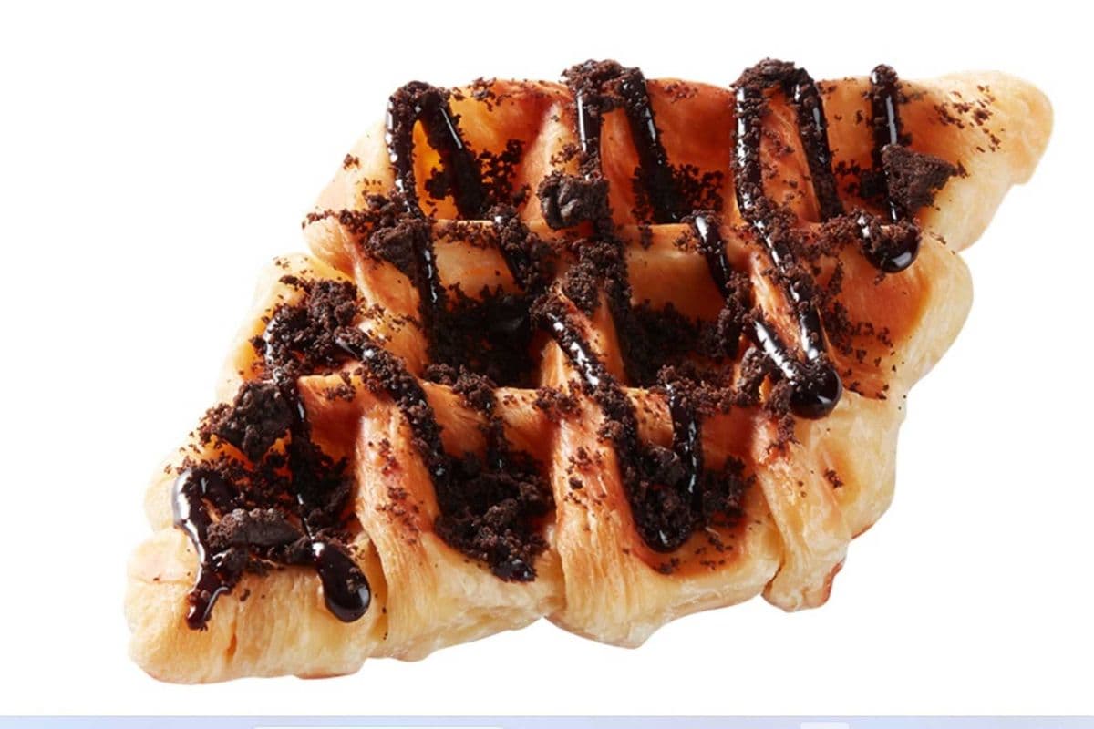 Oreo Chocolate Croffle (565 Cal)