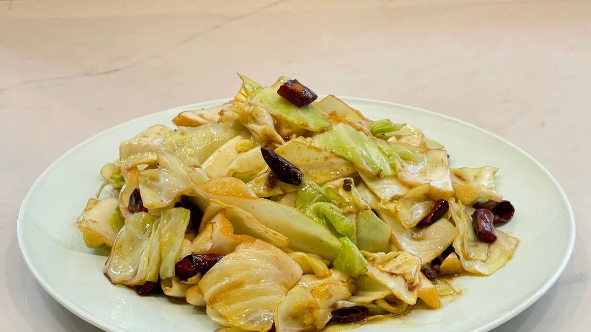 Stir-fried Cabbage 炝炒卷心菜