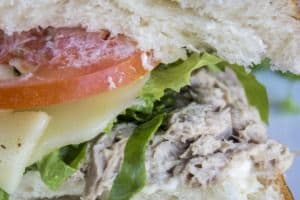 Tuna Sandwich (Sandwich De Atún)