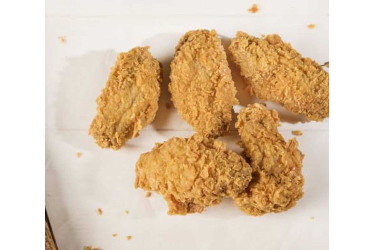 DAILY DEAL ***Sunday Special 5 pc spicy wings***