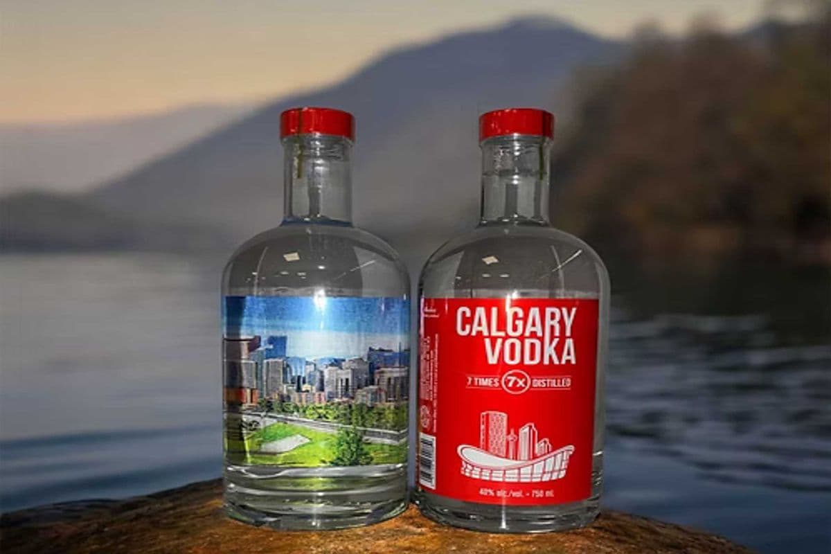 CALGARY VODKA (1 x 750ML)