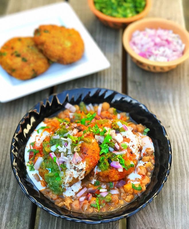Aloo Tikki with Chole (2 pcs)