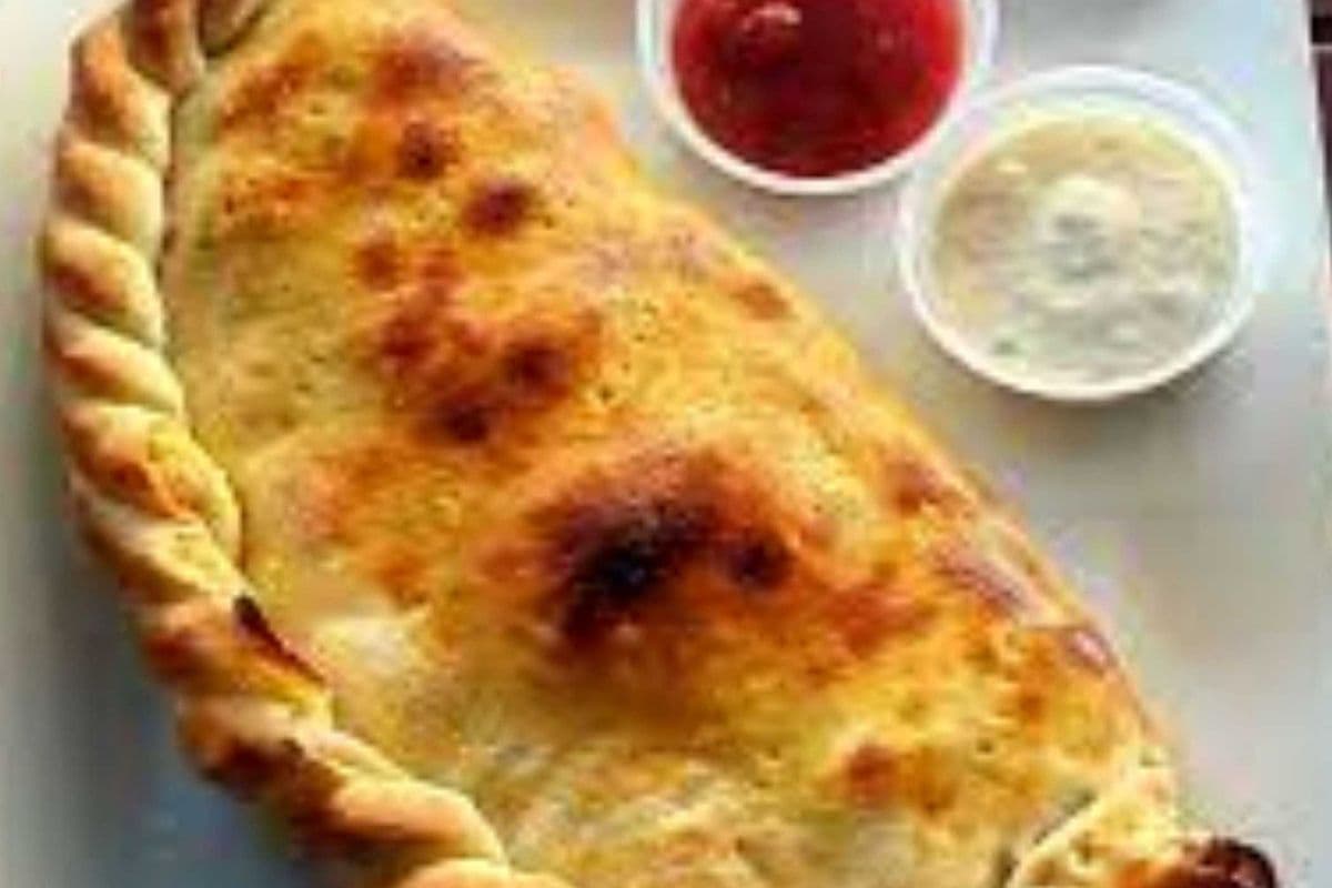 14" CHICKEN ALFREDO (Calzone)