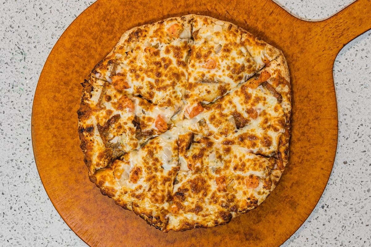 Medium 12" Canadian Donair Pizza