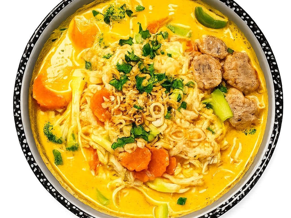 31.Chicken Curry & Coconut Noodle Soup