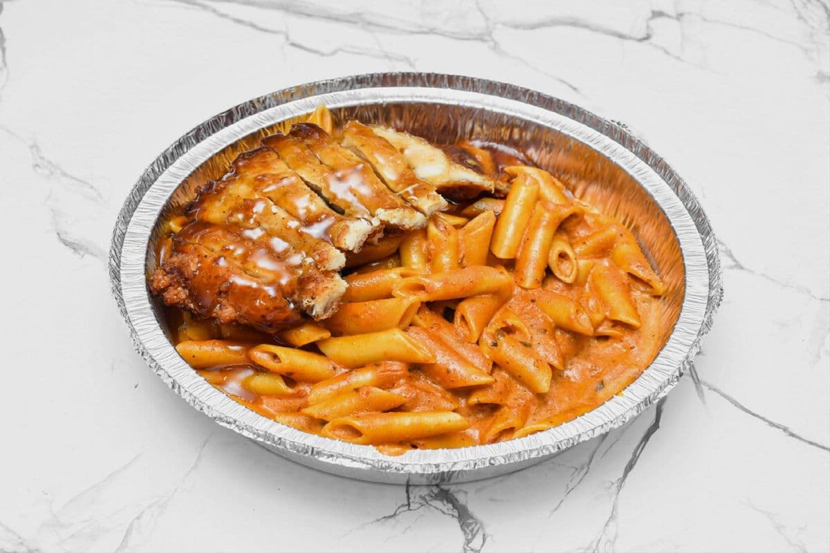 Honey Fried Chicken w/ Penne Rose