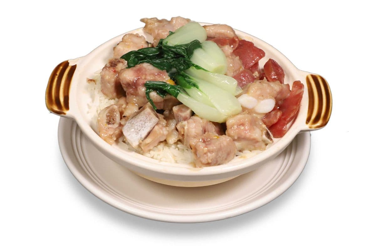 Sparerib and Chinese Sausage on Rice in Casserole / 臘腸排骨飯