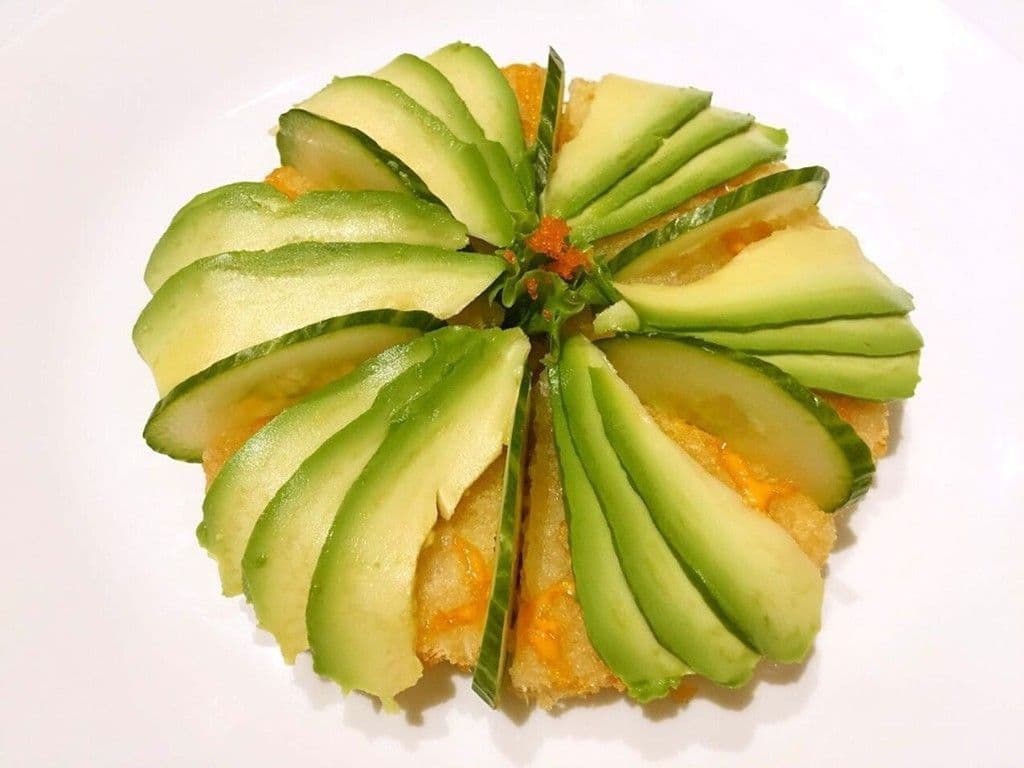 4125.Avocado Sushi Pizza