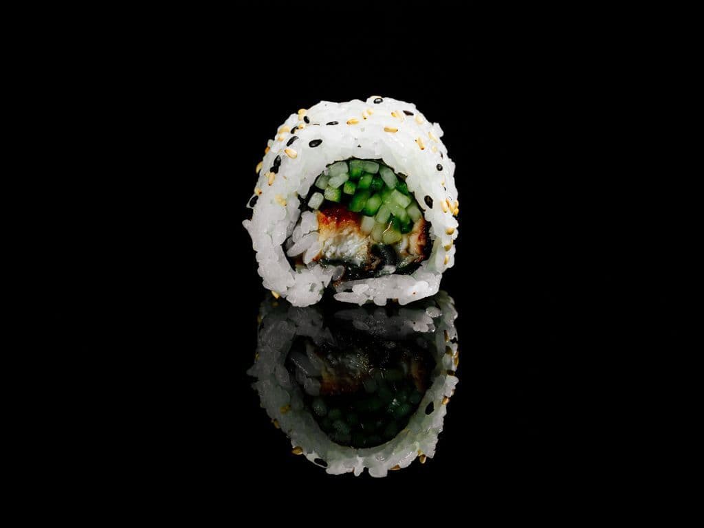 M09. Eel Roll (6 Pcs)