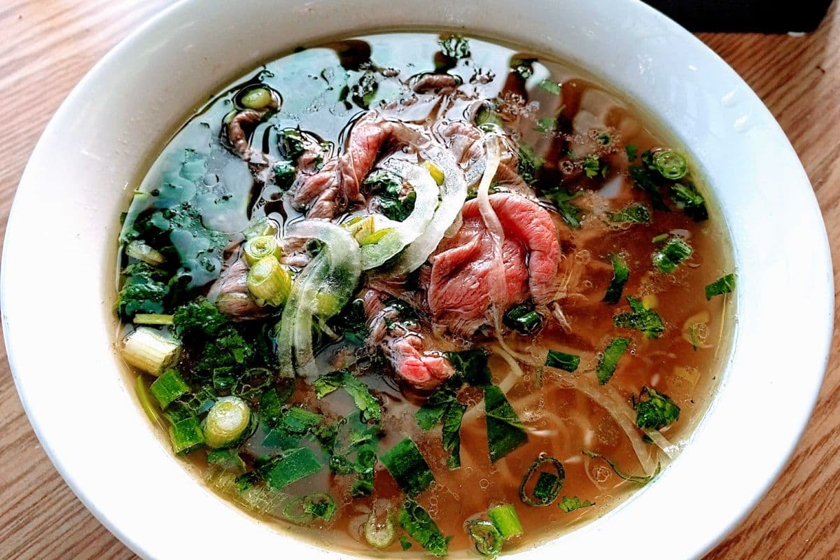 Beef Steak Noodle Soup (Pho Tai)