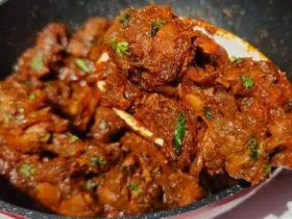 BHUNNA CHICKEN MASALA