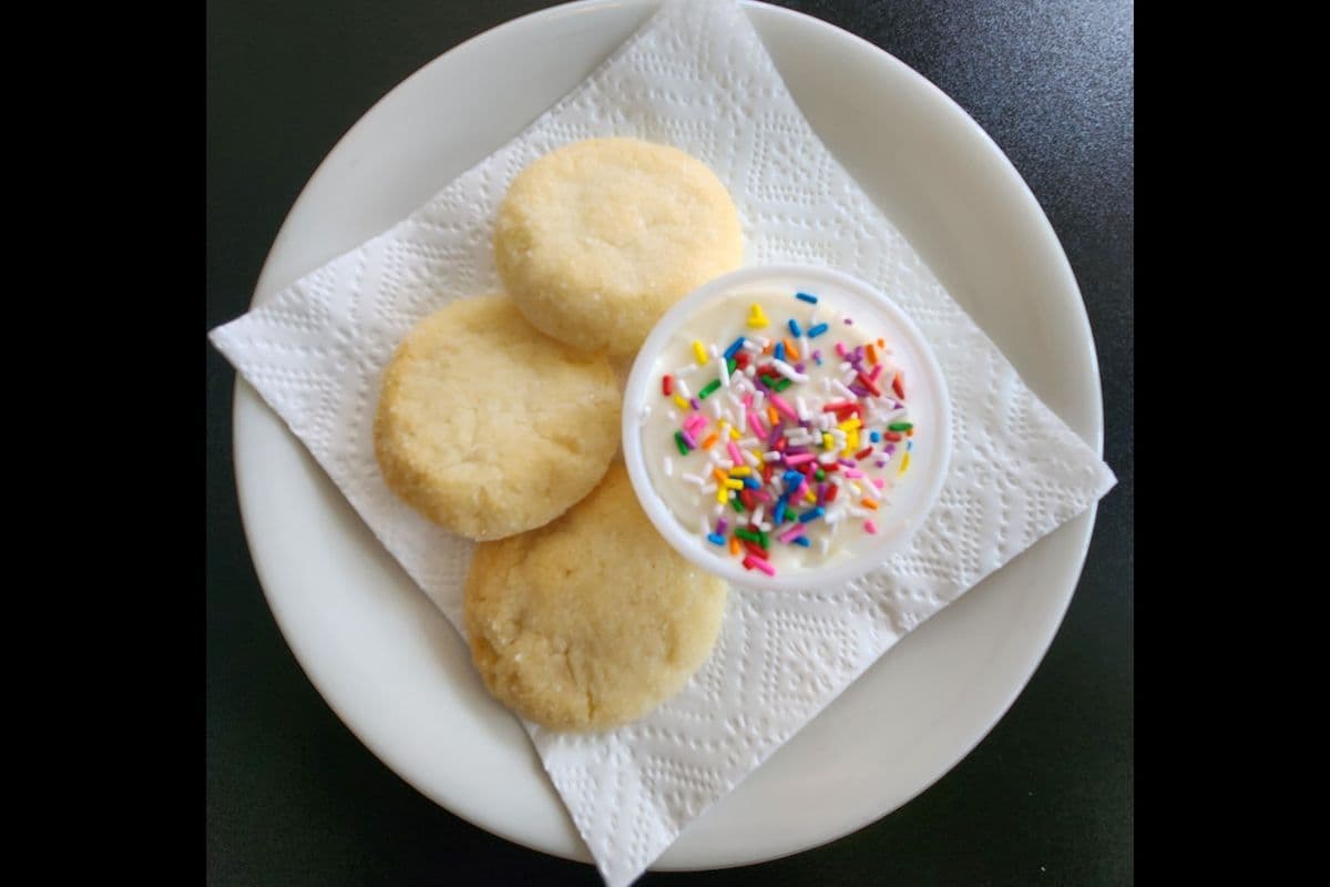White Frosting or Sprinkles Yummaroos