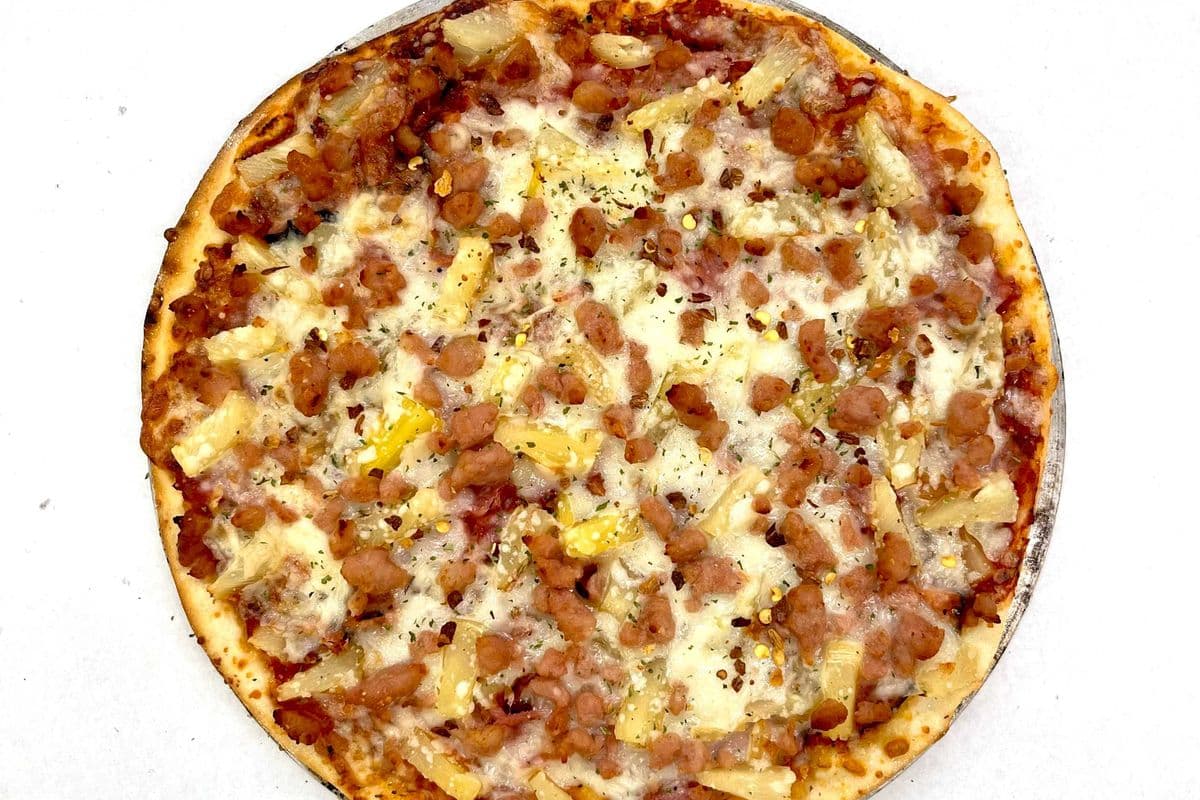 12" Medium Dijo's Hawaiian Pizza