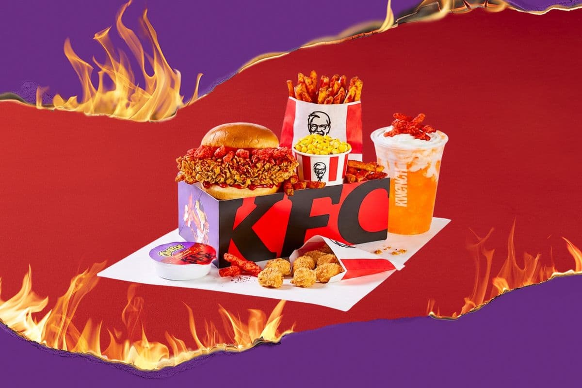Flamin' Hot Chicken Sandwich Box Meal