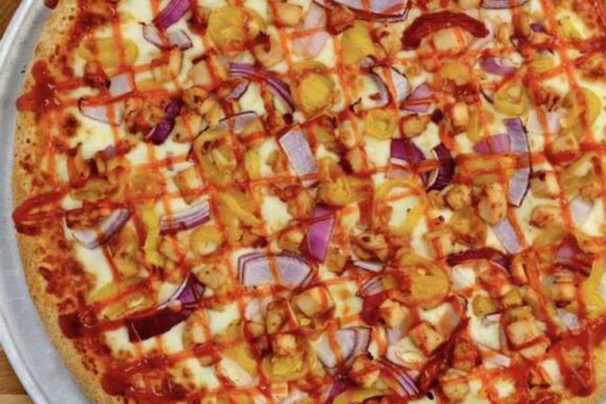 Small Spicy BBQ Chicken Pizza