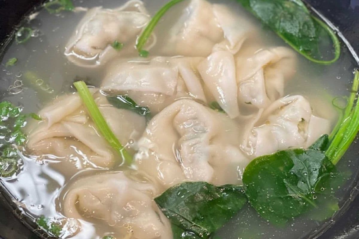 D17. Shanghai Wontons (8 pcs)