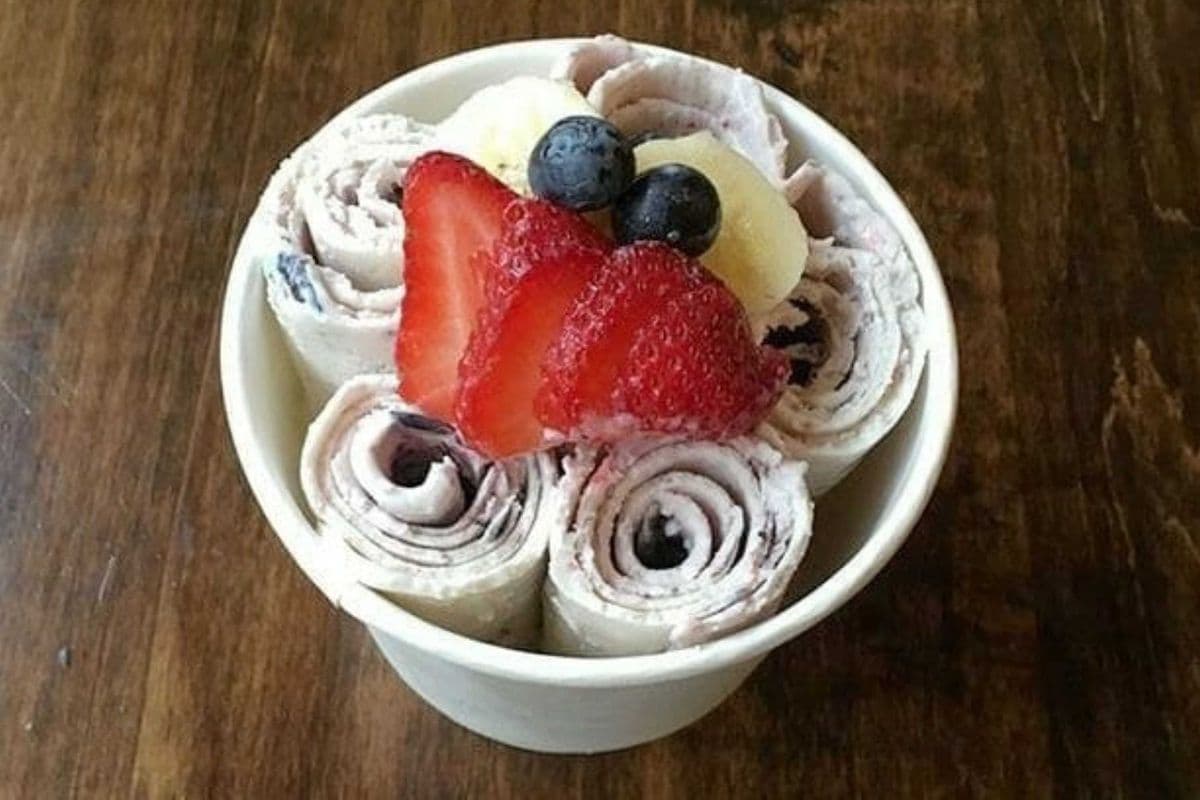 Splitsonian Ice Cream Rolls