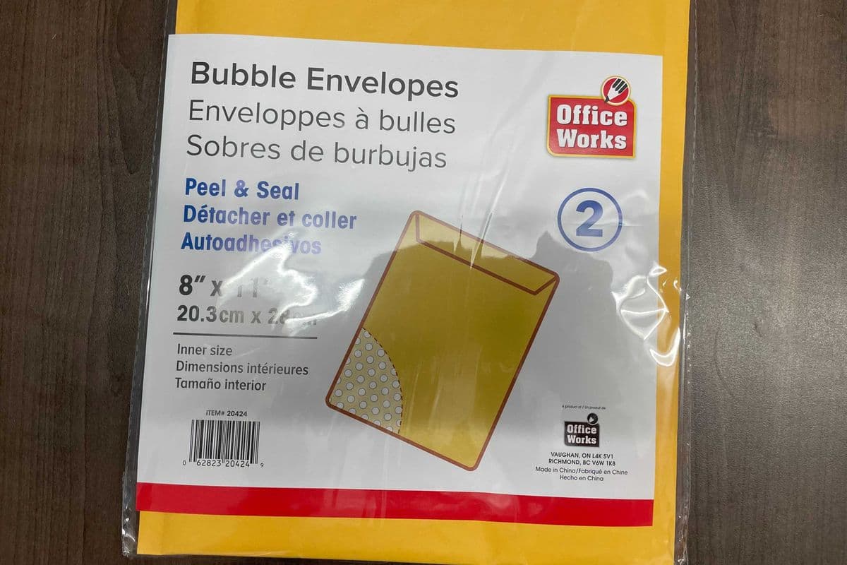Bubble Envelope 8"x 11" 2pc (2 pcs)