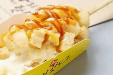 Potato + Mozzarella Cheese Hotdog