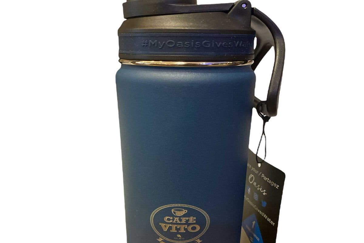 Bouteille d'eau à infuseur de fruits OASIS (Aigue-marine) - 650 ml/22 fl. onces